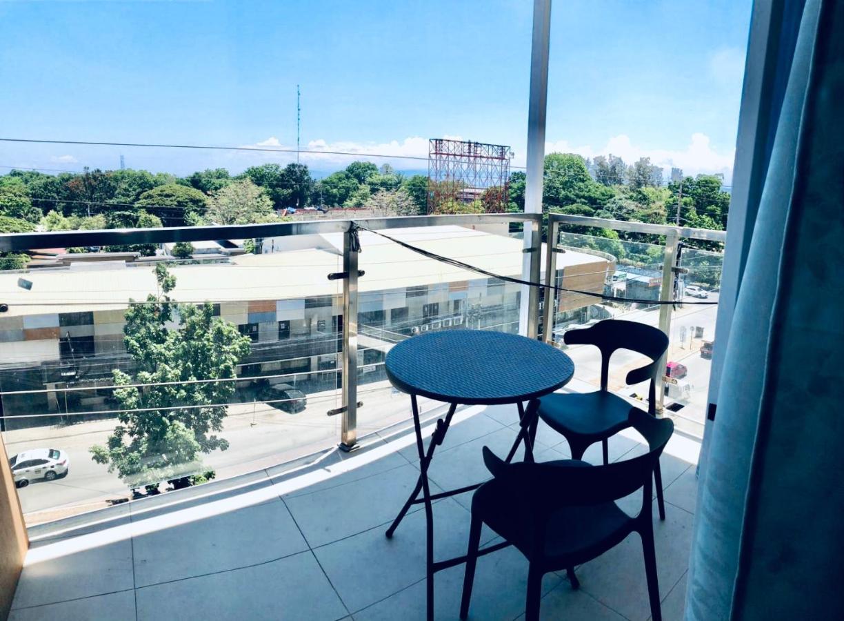 Condo At Primavera City Next To Sm Mall Cagayan de Oro Luaran gambar
